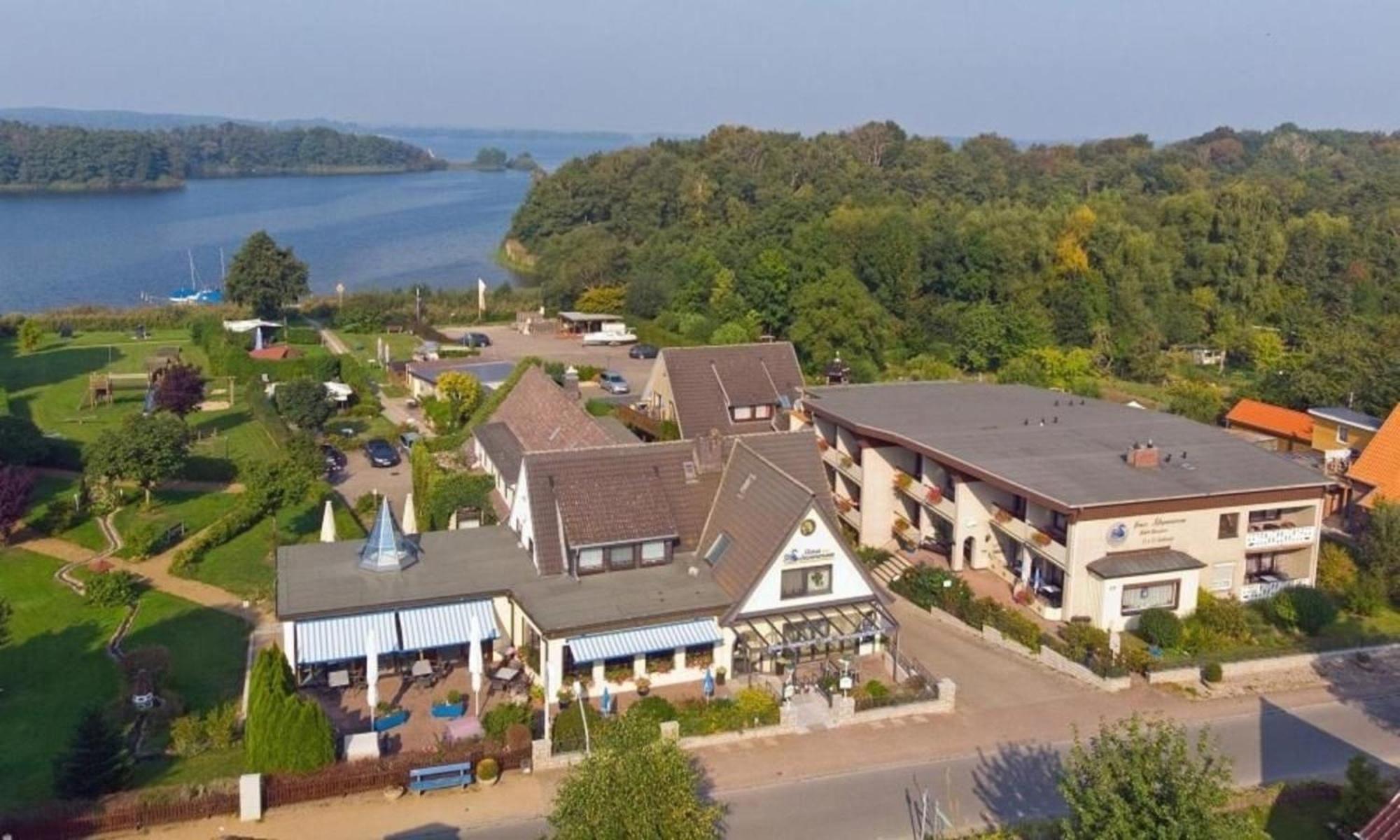 Haus Schwanensee Ploeni 12 Bosau Екстериор снимка